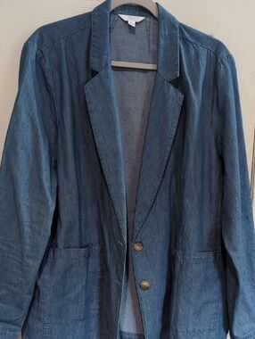 Time and Tru Chambray Open-Front Blazer in Denim Blue